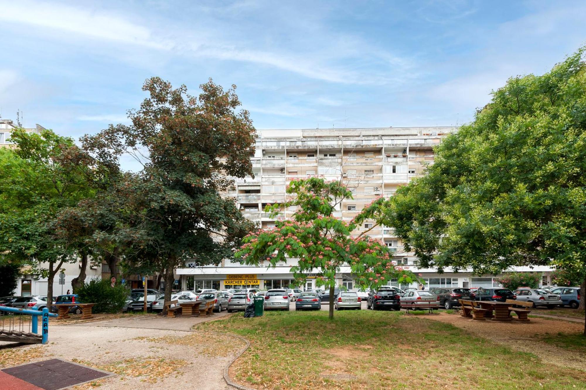 Arena Parkside Residence بولا المظهر الخارجي الصورة
